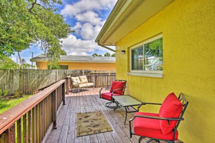 Downtown Cocoa Beach Townhome Steps To Shore! - thumb 5