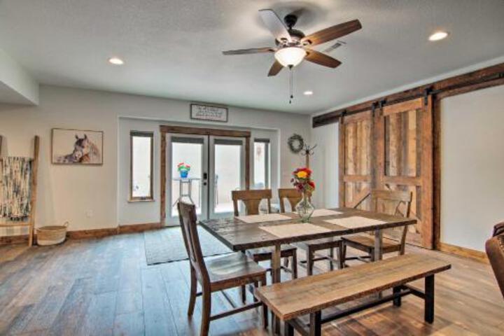 Updated Wellington Home W / Patio On 40 Acres! - thumb 3