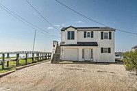 NEW Waterfront Mallard Island Home 5 Mi to Beach