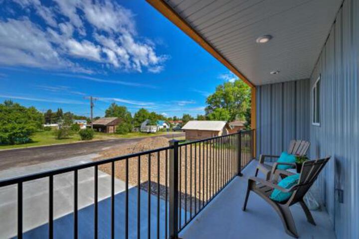 Modern Apt 7 Mi To St. Anthony Sand Dunes! - thumb 4