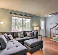 Chapel Hill Home with Pool Access 2 Mi to UNC! - Accommodation Seattle