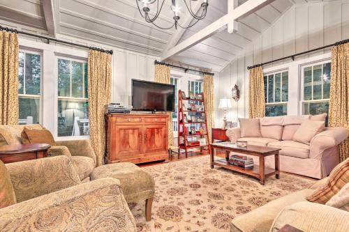 Highlands Home W / Boat Dock On Mirror Lake! - thumb 4