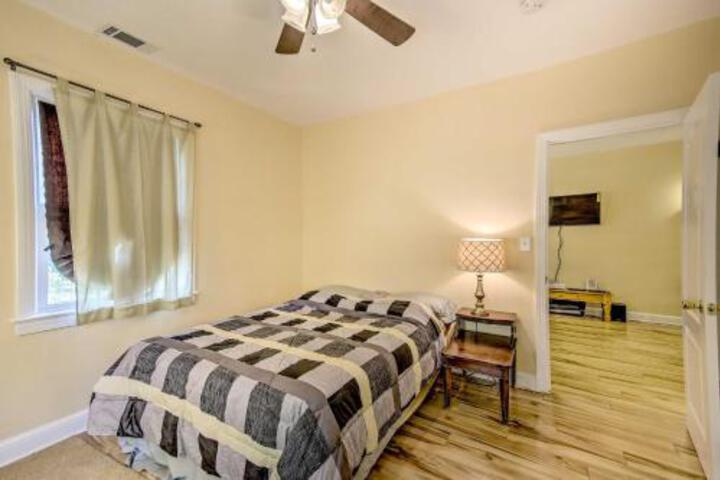 Washington DC Apt 5 Miles To National Mall! - thumb 2