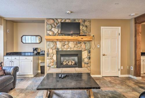 Slopeside Boyne Mtn. Condo 3Mi To Deer Lake! - thumb 6