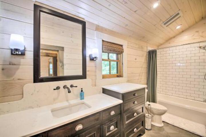 Bloomington Cabin Mins To Campus & Lake Monroe - thumb 1