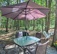 Waterfront Panther Pond Cottage w / DeckGrill - Accommodation Seattle