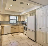 NEW Waterfront Lake Placid Home w / Dock  Game Room - Accommodation Seattle