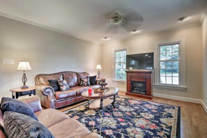 Charming Chevy Chase Home 1.4 Mi To UK Stadium - thumb 2