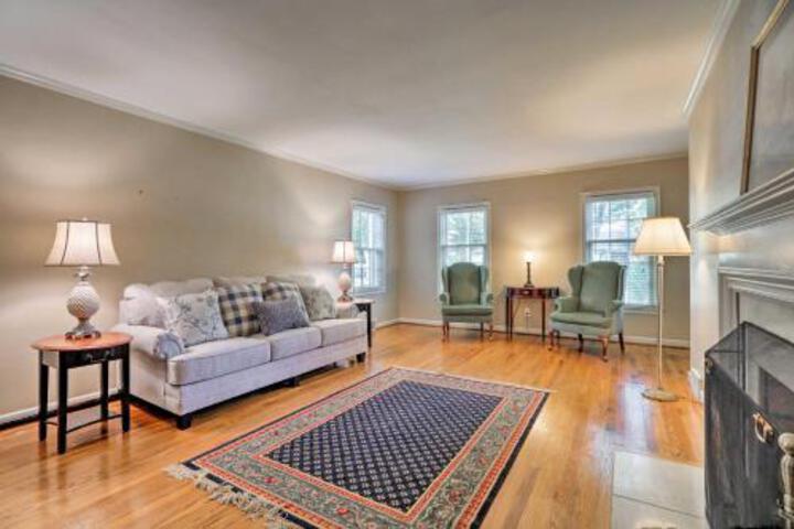 Charming Chevy Chase Home 1.4 Mi To UK Stadium - thumb 6