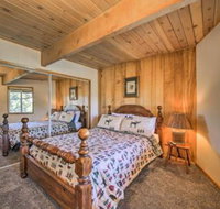Charming Big Bear Cabin with Deck 5 Mi to Resort! - Accommodation Seattle