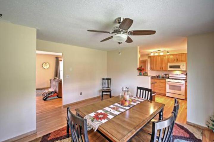 Quaint Duluth Hideaway With Private Fenced In Yard! - thumb 2