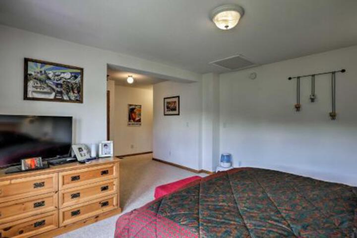 Fraser Condo W / Ski Shuttle + Hot Tub Access! - thumb 2