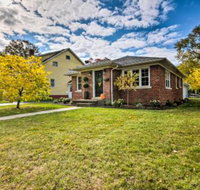 Cozy Modern Home 2 Miles from Downtown Erie! - Accommodation Seattle