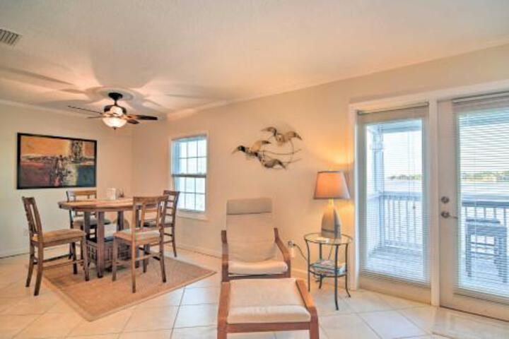 Bayfront Condo 3Mi To Downtown St. Petersburg - thumb 1
