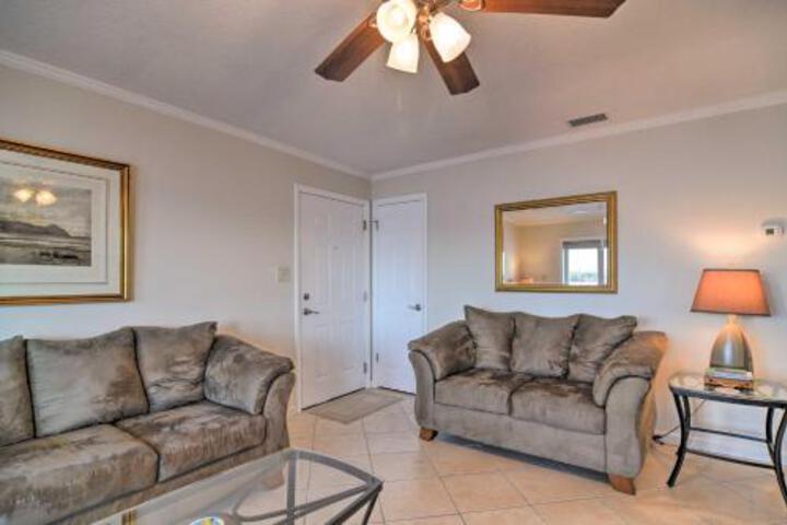 Bayfront Condo 3Mi To Downtown St. Petersburg - thumb 3