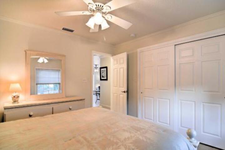 Bayfront Condo 3Mi To Downtown St. Petersburg - thumb 4