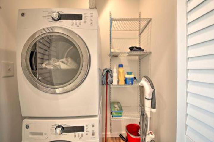 Airy Seaside Cottage With Pier 3 Mi To Beach! - thumb 4