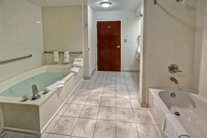 Hampton Inn Morristown - thumb 7