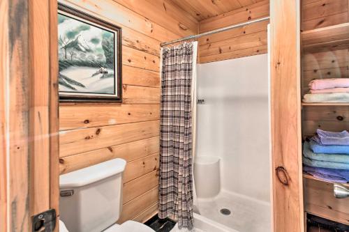 Secluded Getaway With Pool Table Less Than 6 Mi To Helen - thumb 2