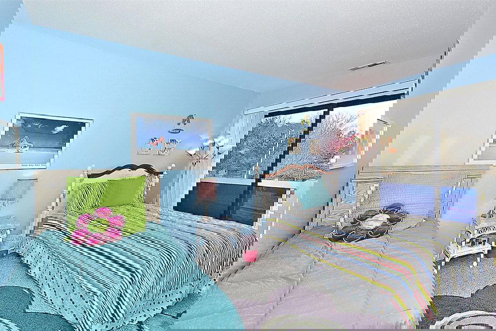 East Of The Sun 621 By Long & Foster - thumb 3