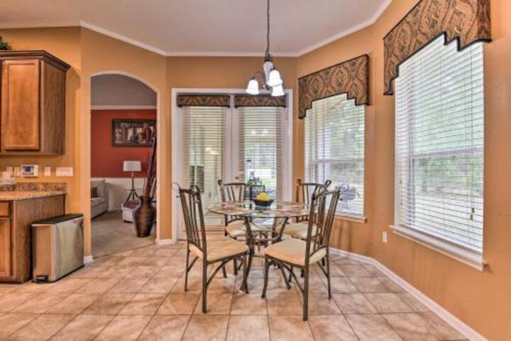 Large Jacksonville Home W / Patio 12 Mi To Downtown - thumb 4