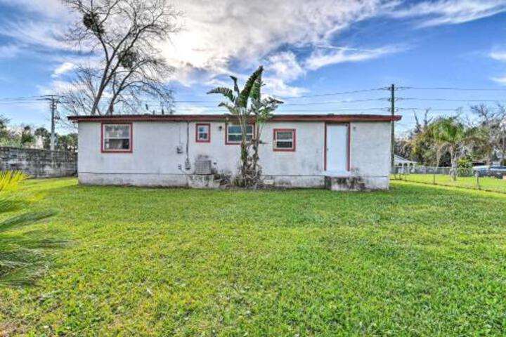 Coastal Retreat W / Yard 3Mi To Daytona Beach - thumb 0