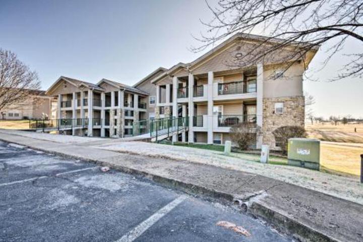 Family Friendly Branson Condo With Indoor Pool! - thumb 6