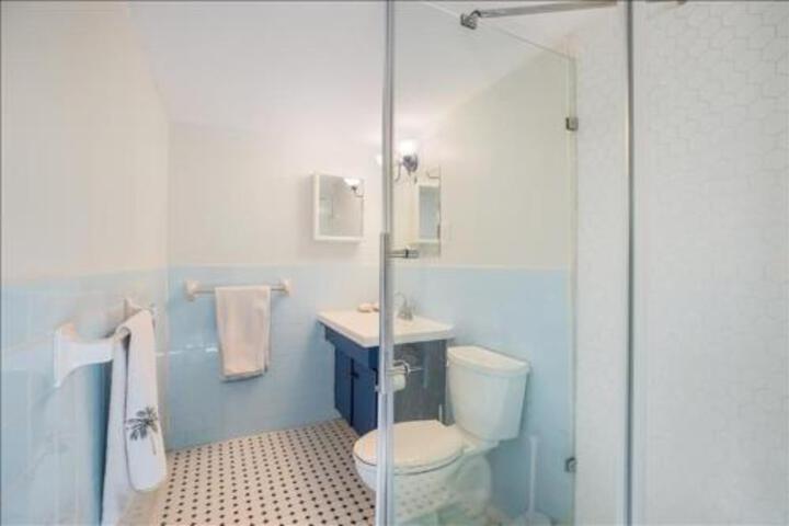 Seahorse Suite Home - thumb 1