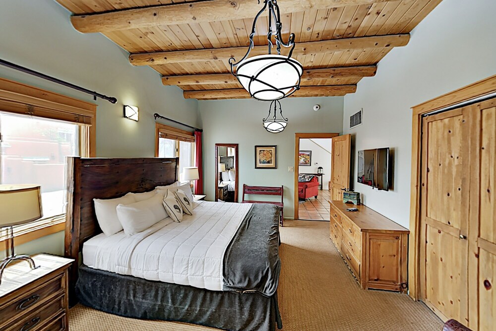 San Francisco At Zona Rosa: Near Plaza & Railyard 3 Bedroom Condo - thumb 2