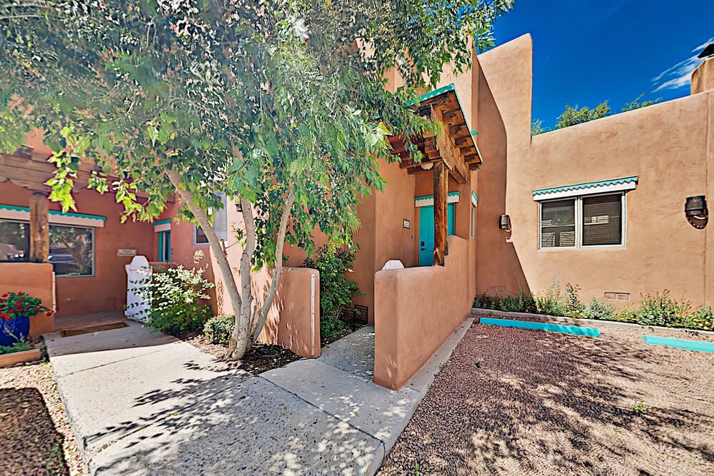 San Francisco At Zona Rosa: Near Plaza & Railyard 3 Bedroom Condo - thumb 0