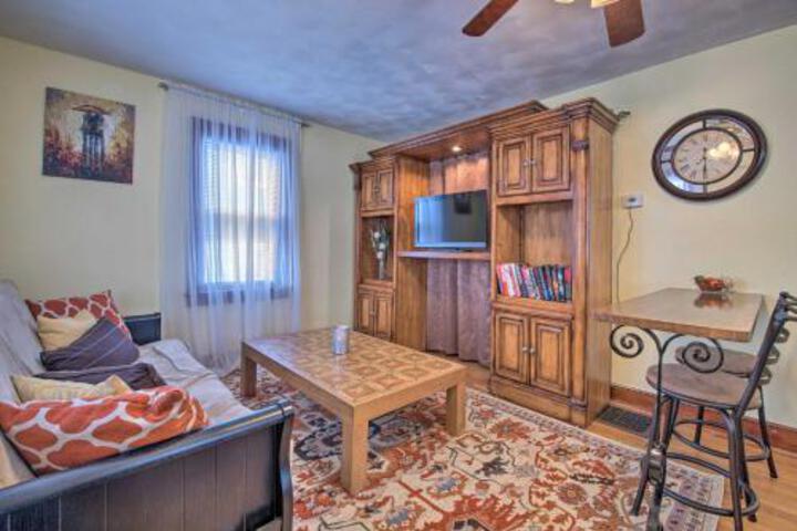 Charming Home Near University & Attractions! - thumb 6