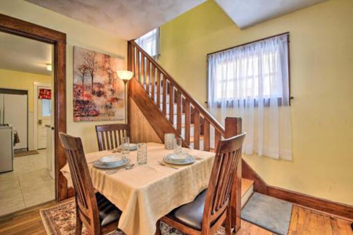 Charming Home Near University & Attractions! - thumb 2