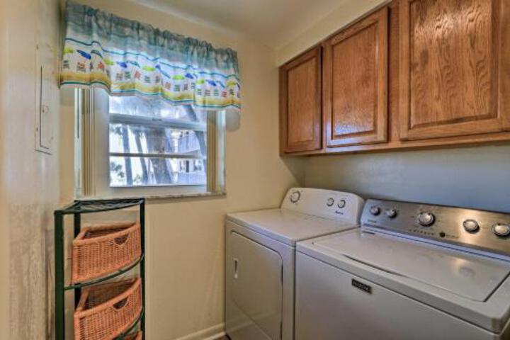Inviting Cocoa Beach Condo With Ideal Location! - thumb 6