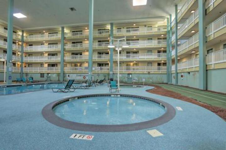 Oceanfront Condo Near Golf Walk To Beach! - thumb 3