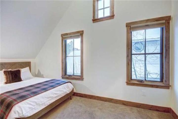 Alpine Retreat Townhouse - thumb 0