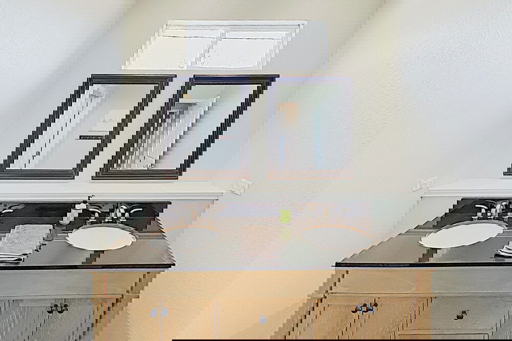 New Listing! Brand New Colorado River 2 Bedroom Home - thumb 4