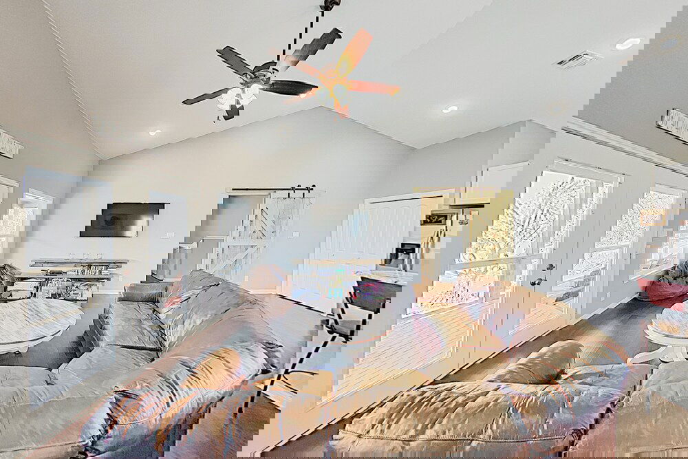 New Listing! Brand New Colorado River 2 Bedroom Home - thumb 3