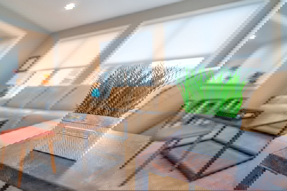 New Listing! Remodeled Getaway In Eclectic Enclave 2 Bedroom Home - thumb 5