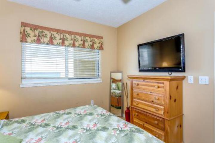 1605 Emerald Isle - thumb 6