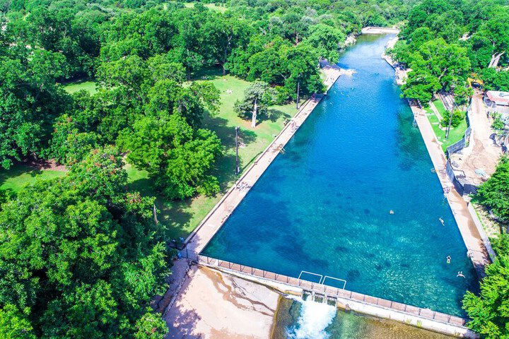 New Listing! 1 Acre Lakefront W / Fishing Dock 2 Bedroom Home - thumb 5