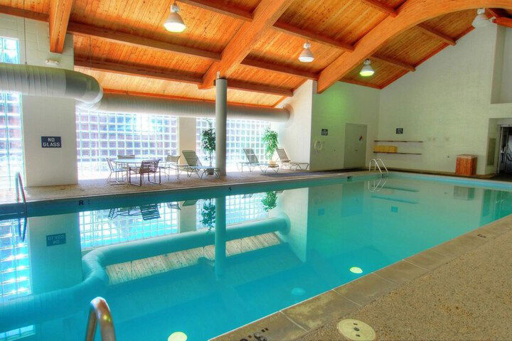 1655 Quicksilver 3 Bedroom Condo - thumb 3