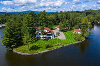 Indian Point Breathtaking private getaway on Rangeley Lake