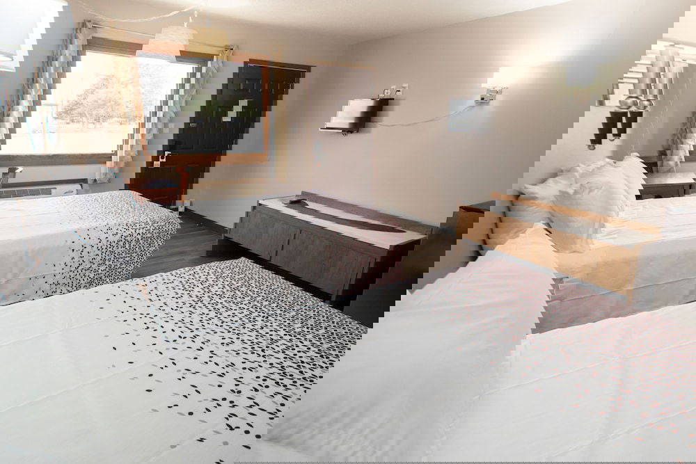 Shady Rest Motel - thumb 1