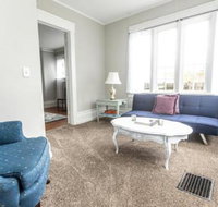 Large Lakeview Home! Walkable & Trendy - Accommodation Seattle