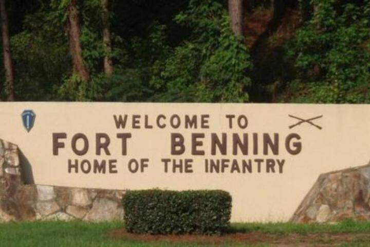 Light & Bright Historic Lake Bottom Park Charm - thumb 4