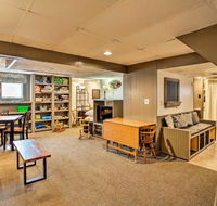 Cozy Updated Home by Fountain Lake  Main St - Accommodation Seattle