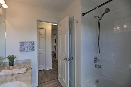 Modern Home 3 Mi To UK 5 Mi To Bourbon Trail - thumb 1