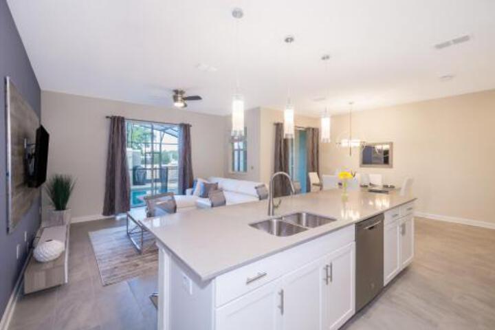 (FU4979) Storey Lake Home 4 / 3 Private Pool & Free Waterpark - thumb 5
