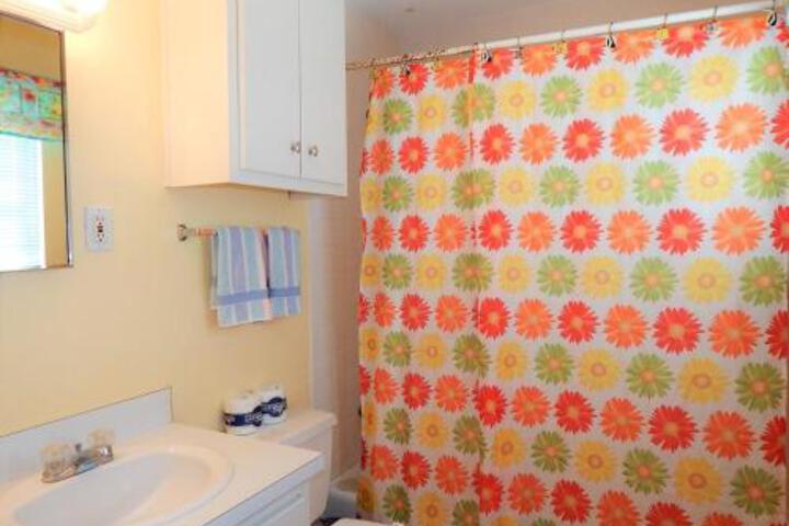 048 Surf Club - thumb 6