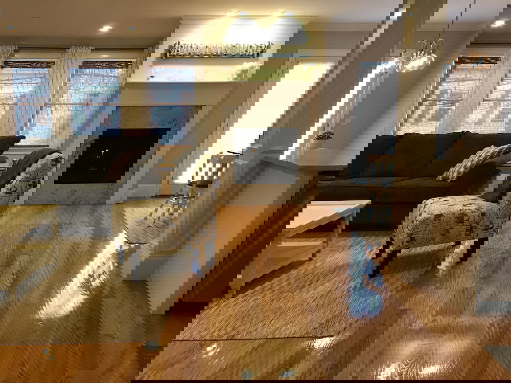 Cole's Court Newport - thumb 1